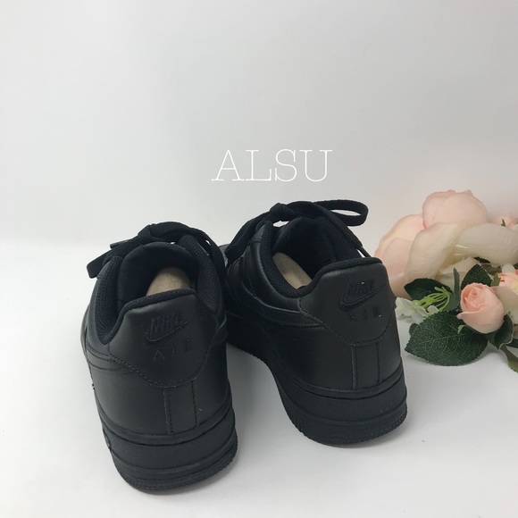 NWT Nike Air Force 1’07 Leather Black W AUTHENTIC - Picture 6 of 8